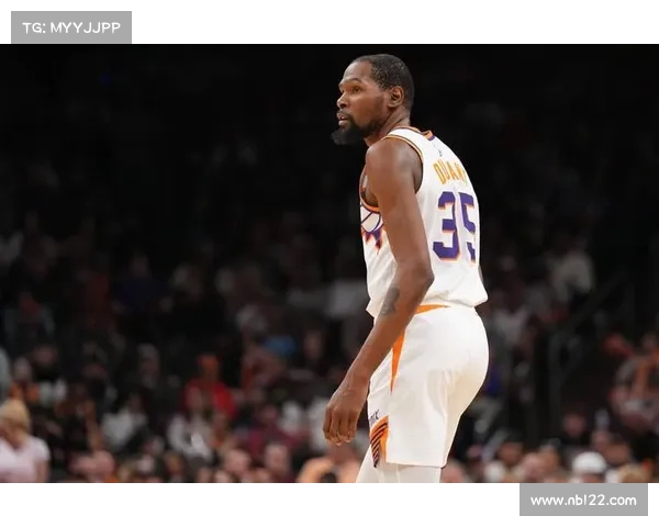 NBA季后赛最新形势分析:强队争锋与黑马崛起引发激烈角逐 NBA季后赛最新形势分析:强队争锋与黑马崛起引发激烈角逐